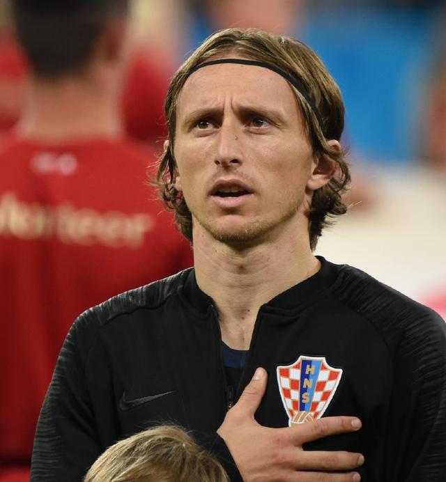 申花出征亚冠：六外援携手出战广岛，斯卢茨基誓言全力以赴